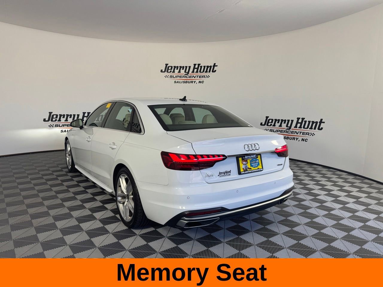 Used 2023 Audi A4 2.0T Premium Plus image 9