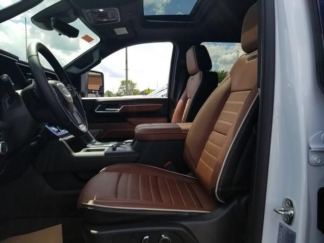 New 2026 GMC Sierra 2500 Denali Ultimate AWD/4WD image 7