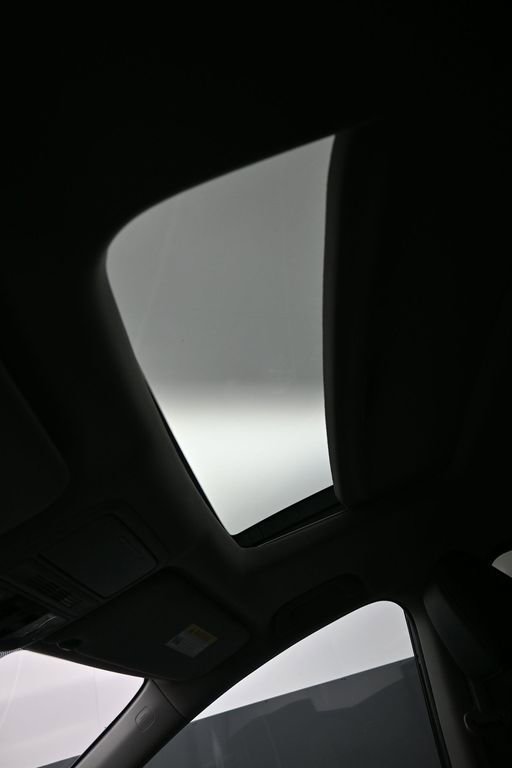 Certified 2024 Honda Odyssey EX-L image 18