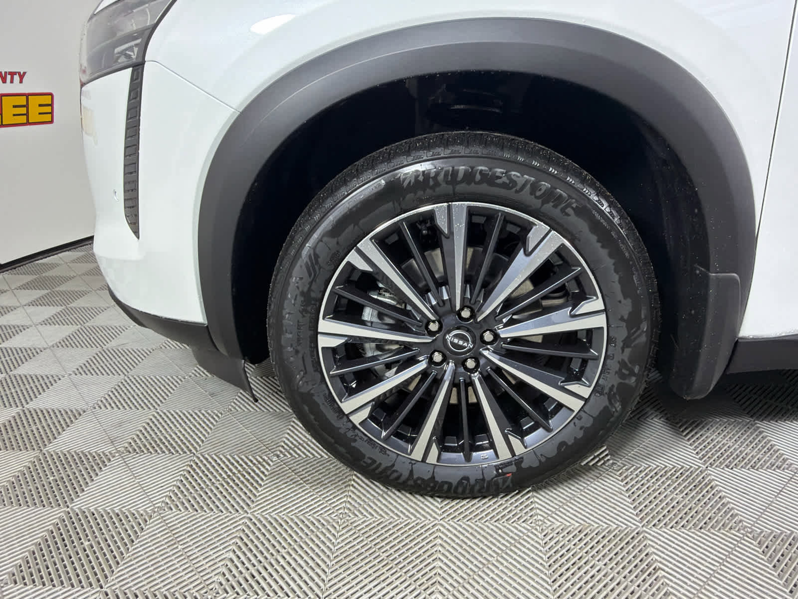 New 2026 Nissan Pathfinder Platinum w/ Cargo Package image 10