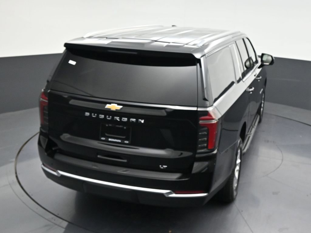 Used 2025 Chevrolet Suburban LT image 23