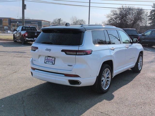 Used 2024 Jeep Grand Cherokee L Summit w/ Advanced Protech Group IV image 3