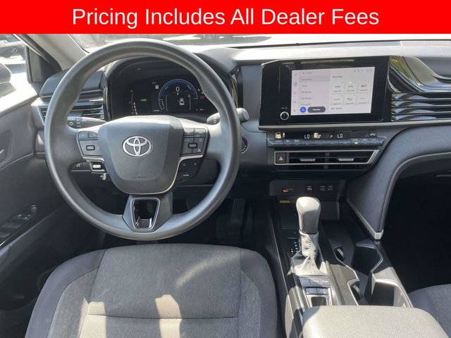 Used 2025 Toyota Camry LE FWD image 14
