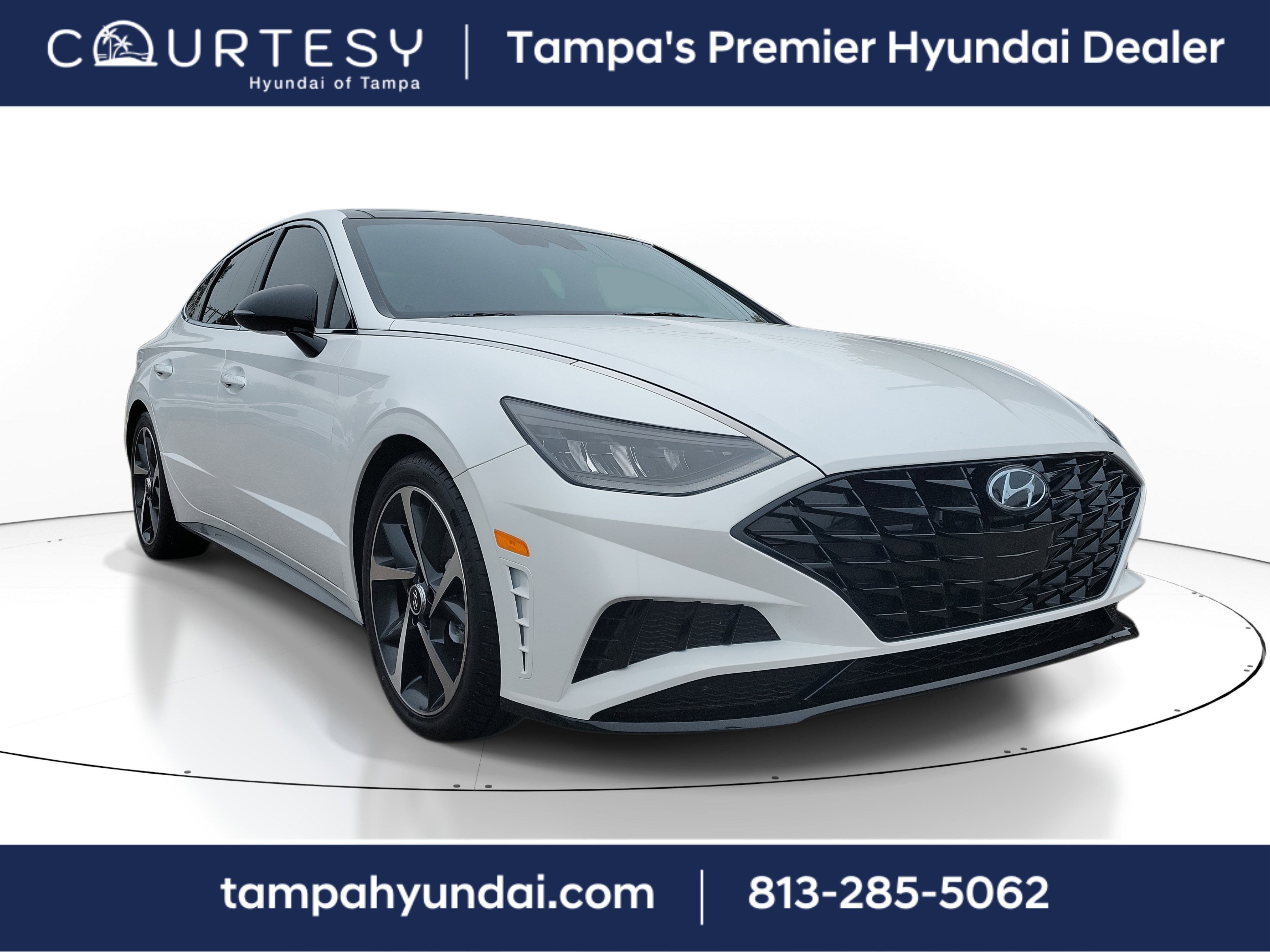 Used 2023 Hyundai Sonata SEL Plus w/ Preferred Accessory Package image 2