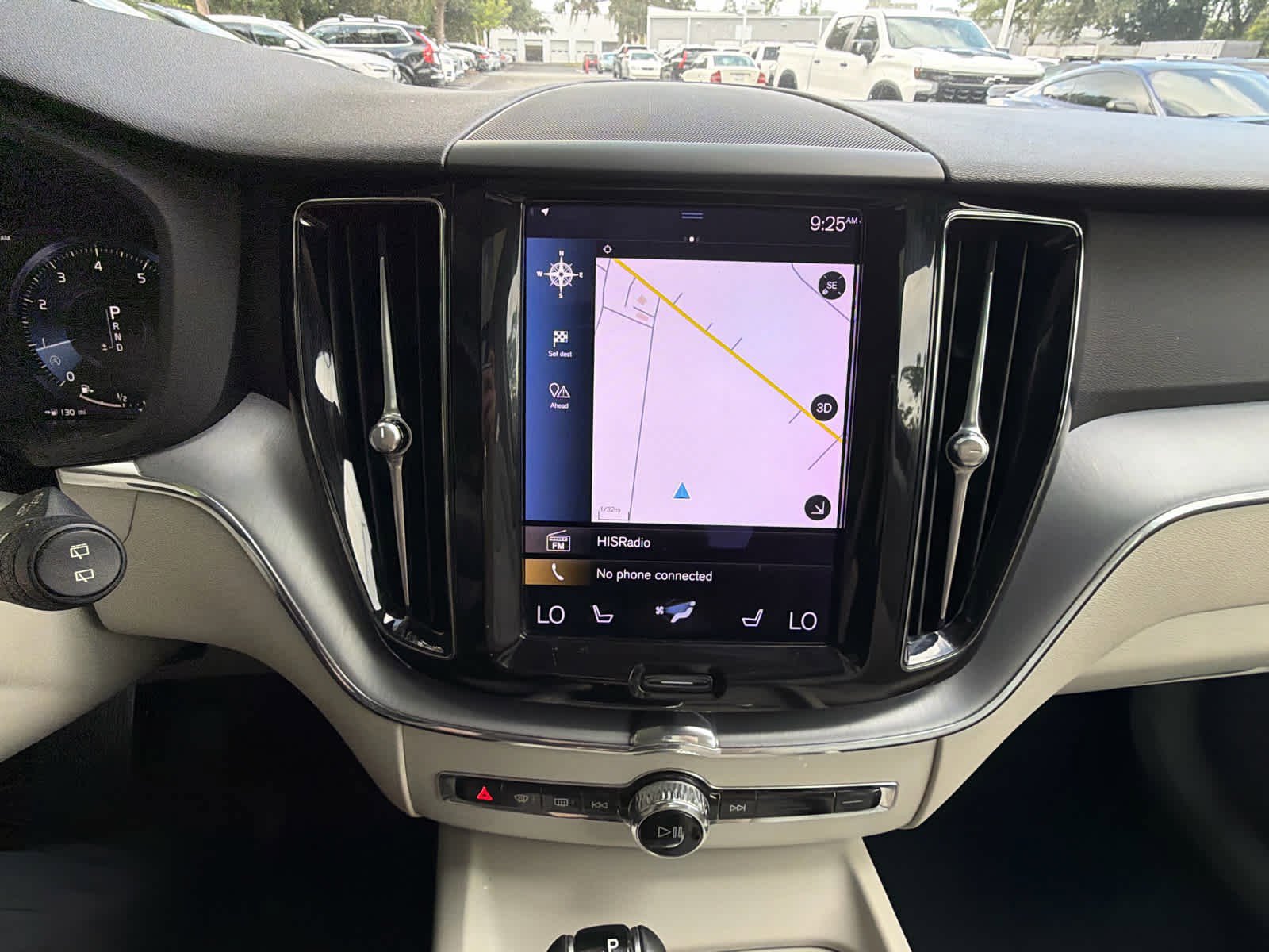 Used 2021 Volvo XC60 T5 Momentum AWD/4WD image 36