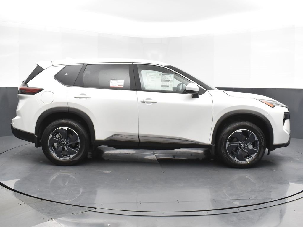 New 2026 Nissan Rogue SV image 4