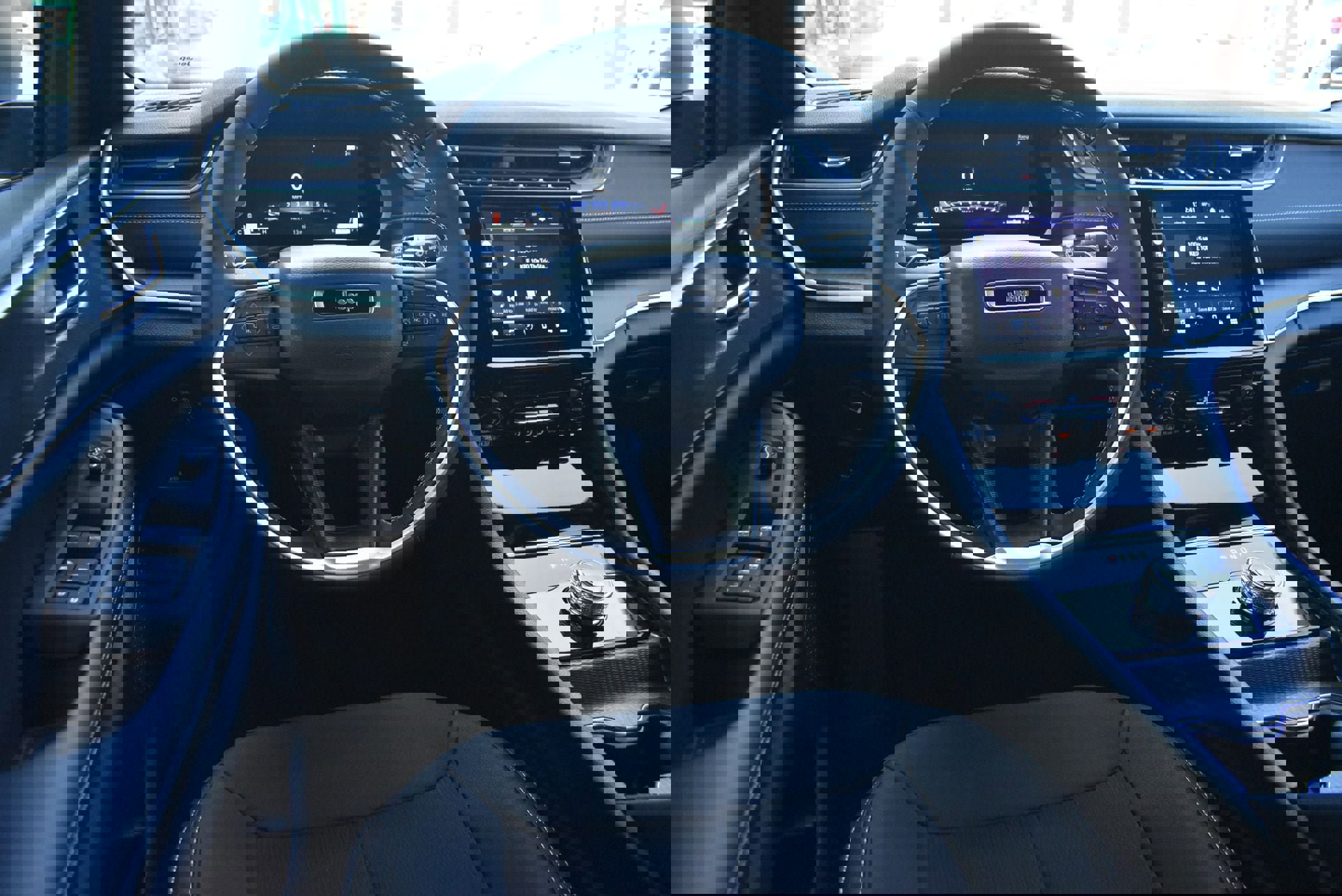 New 2025 Jeep Grand Cherokee Laredo X image 16