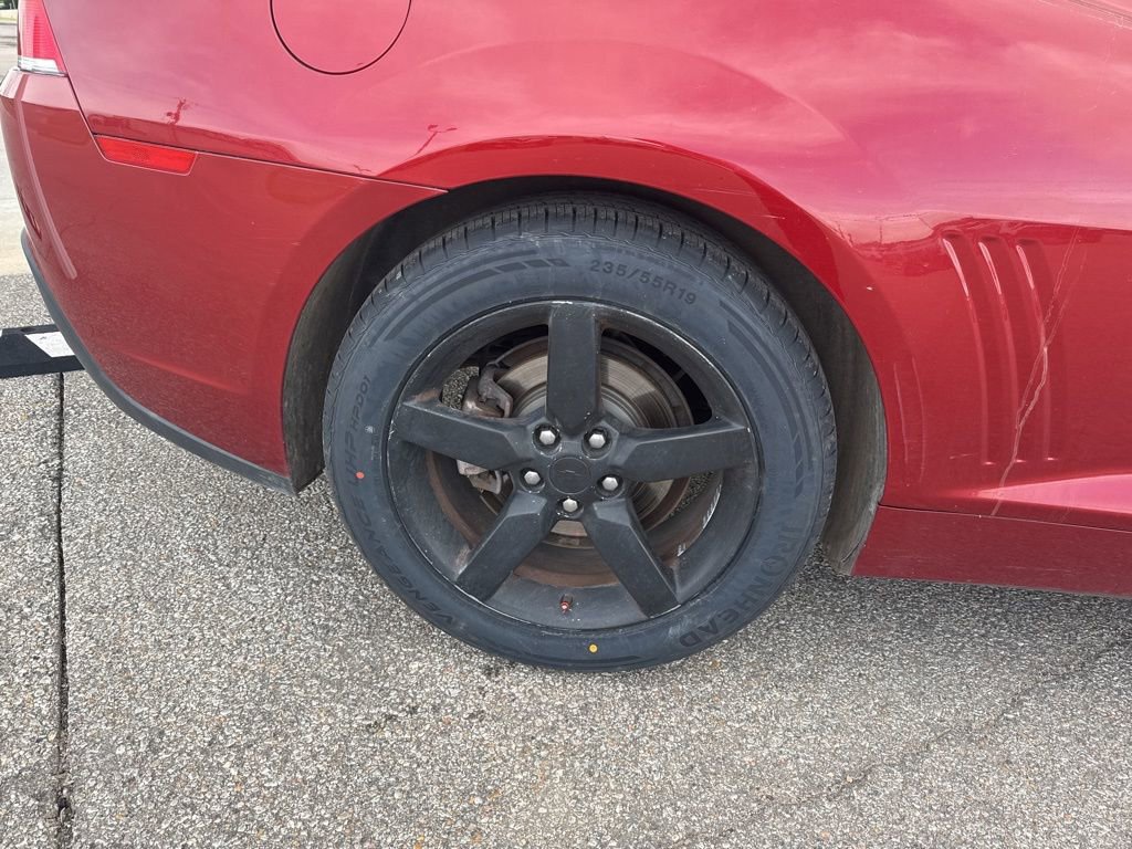 Used 2014 Chevrolet Camaro LT RWD image 7