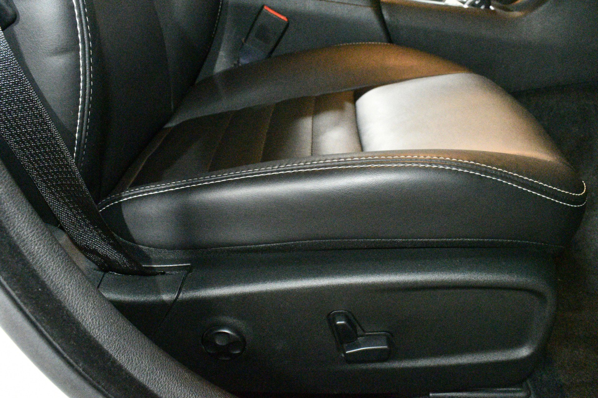 Used 2012 Dodge Charger R/T AWD/4WD image 14