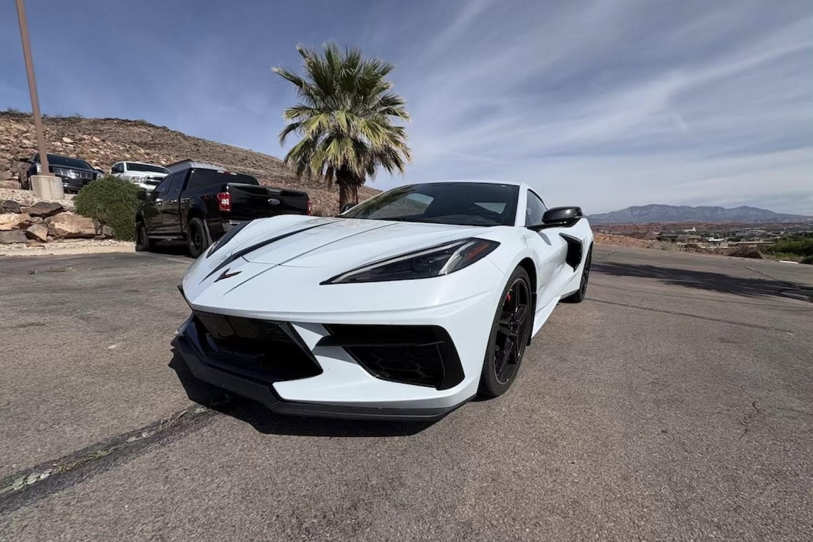 Used 2023 Chevrolet Corvette Stingray Preferred Cpe w/ Z51 Performance Package image 1