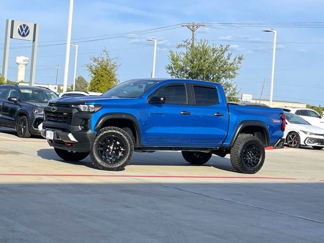 Used 2023 Chevrolet Colorado Trail Boss w/ Technology Package AWD/4WD image 1