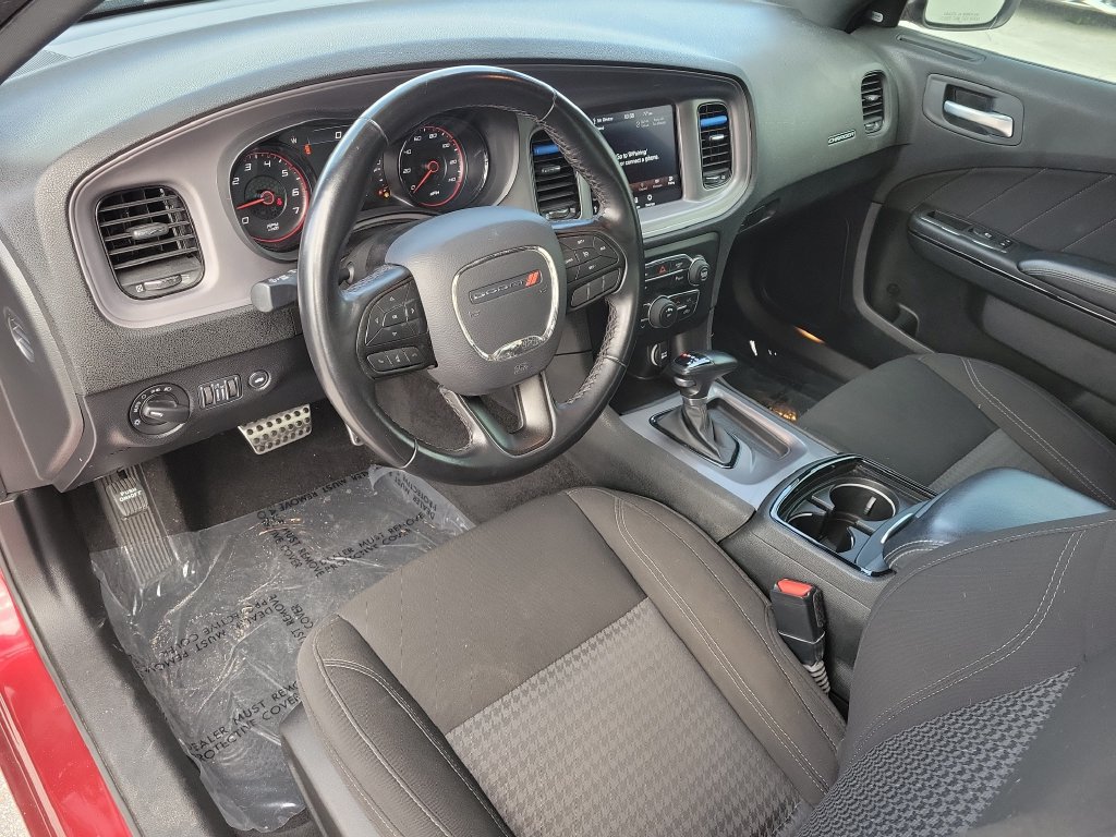 Used 2023 Dodge Charger SXT w/ Blacktop Package RWD image 13