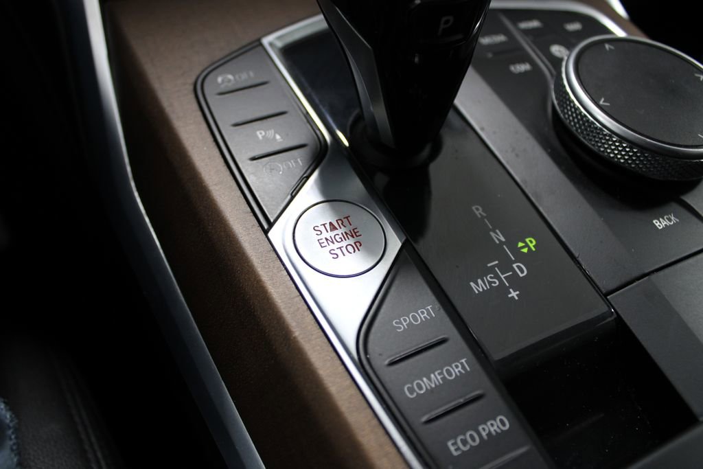 Used 2019 BMW 330i Sedan w/ Convenience Package image 37