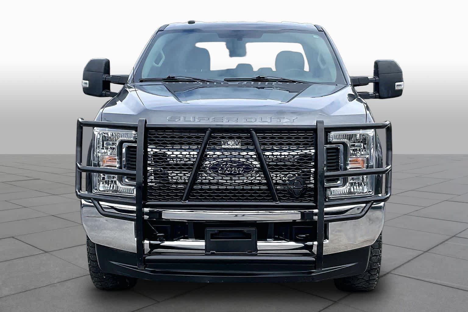 Certified 2019 Ford F250 XL w/ STX Appearance Package AWD/4WD image 4