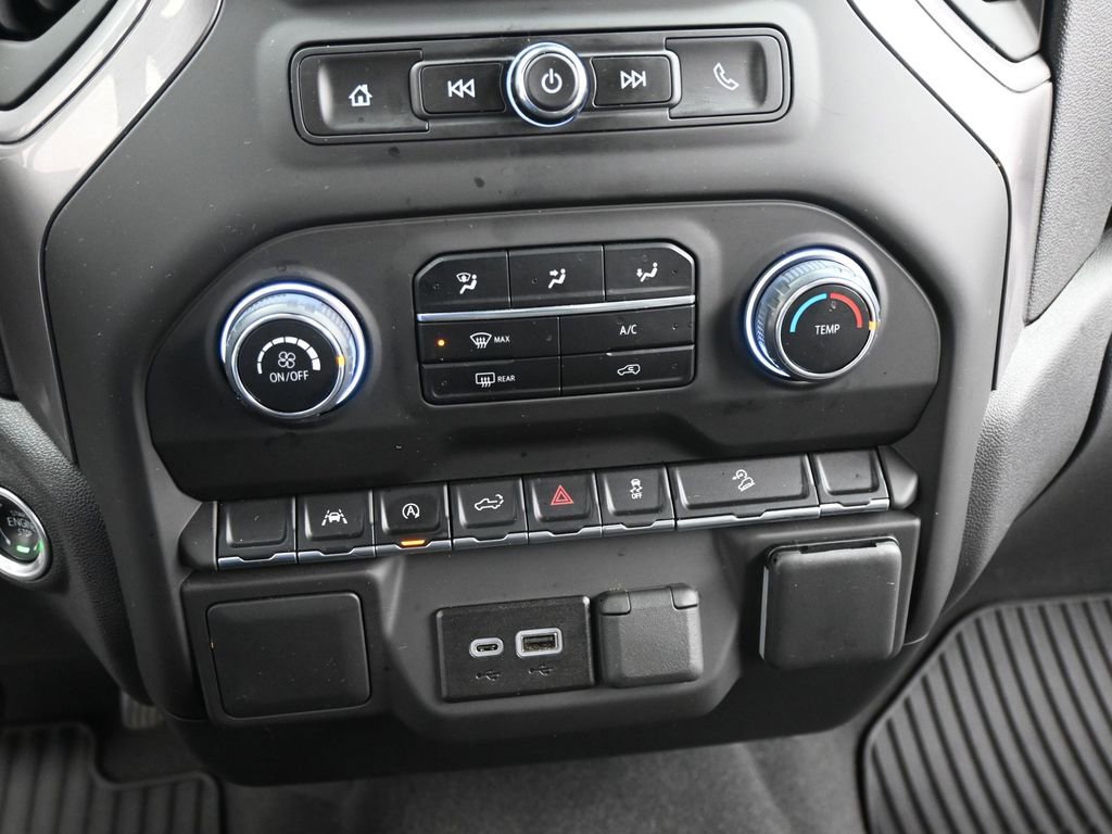 Used 2024 Chevrolet Silverado 1500 Custom Trail Boss w/ LPO, Dark Essentials Package AWD/4WD image 16