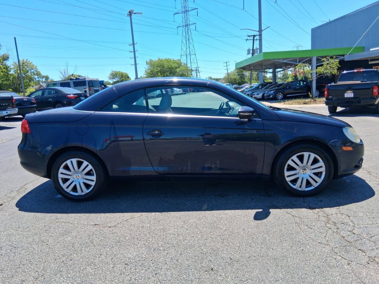 Used 2009 Volkswagen Eos Komfort FWD image 4