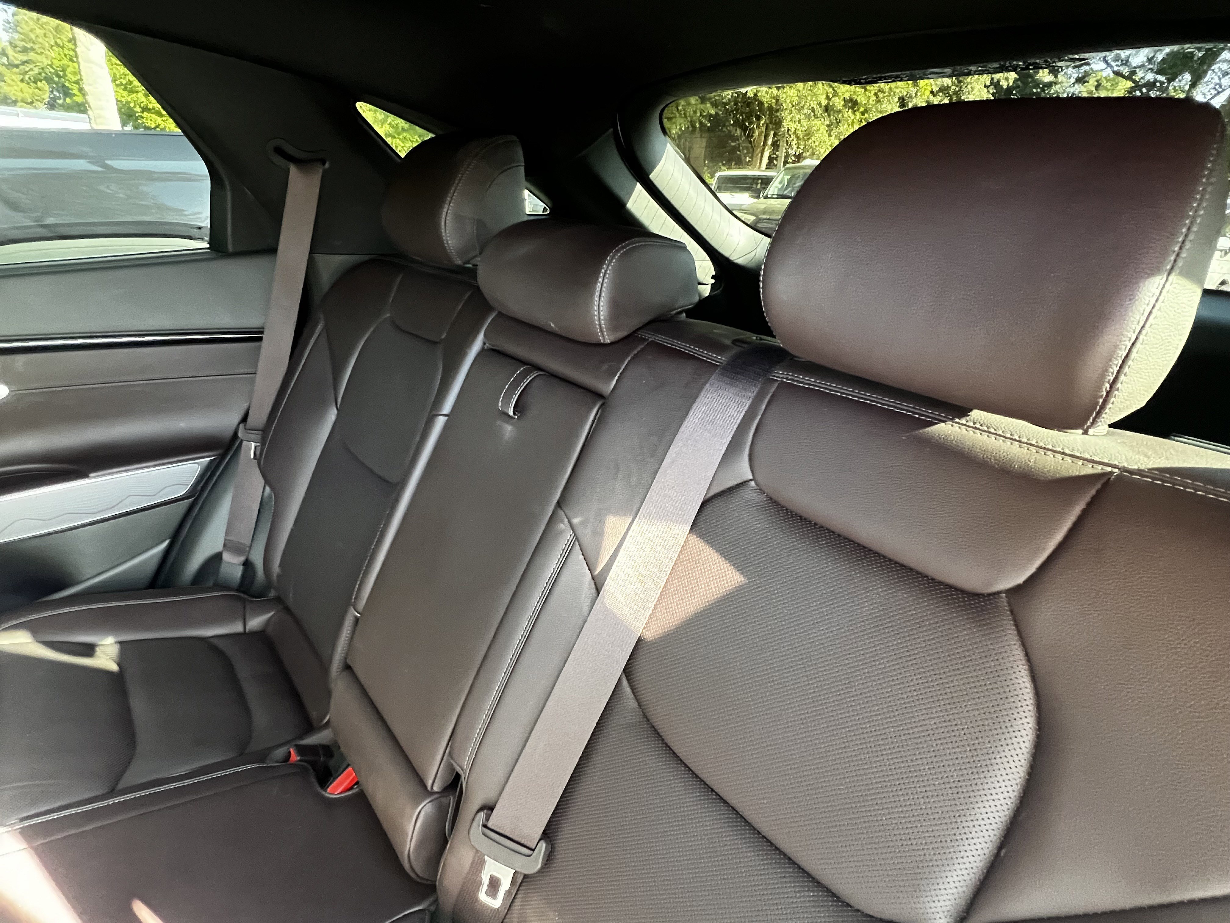 Used 2022 Genesis GV70 2.5T w/ Advanced Package image 34