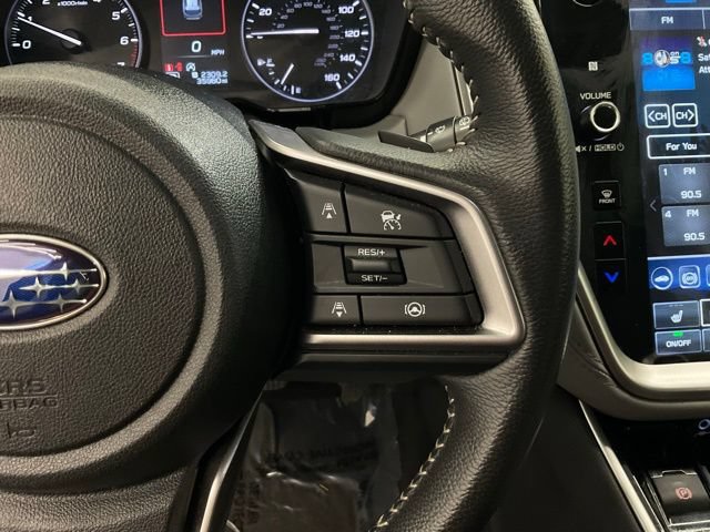 Used 2025 Subaru Outback Premium AWD/4WD image 13