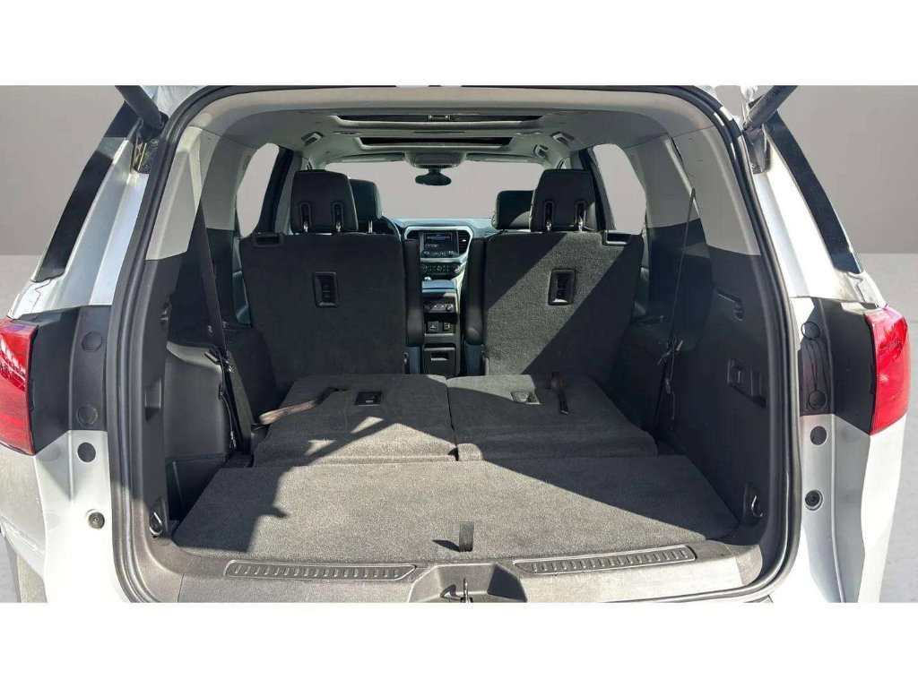 Used 2019 GMC Acadia SLT image 10