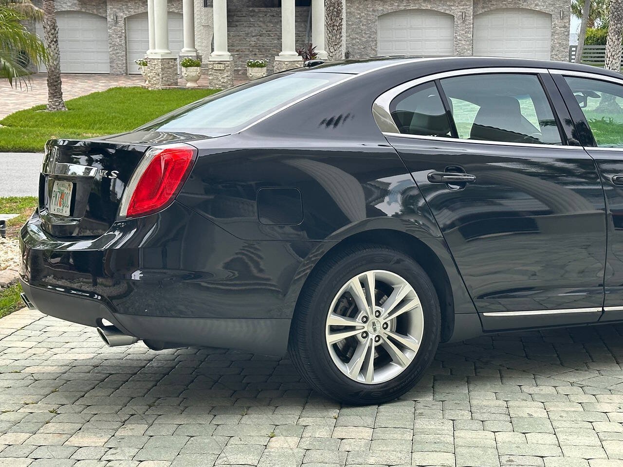 Used 2009 Lincoln MKS FWD image 6
