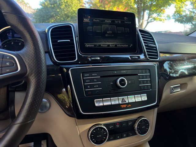 Used 2017 Mercedes-Benz GLS 450 4MATIC image 37