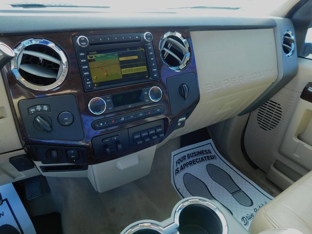 Used 2010 Ford F250 Lariat image 30