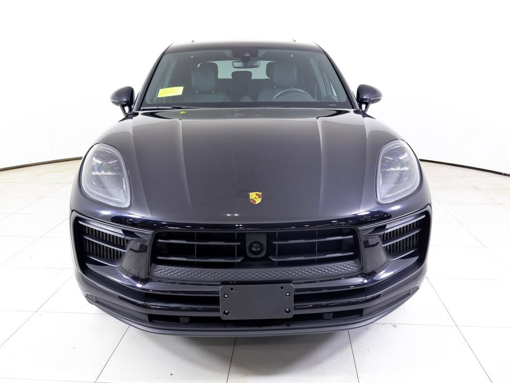 Certified 2023 Porsche Macan S AWD/4WD image 38