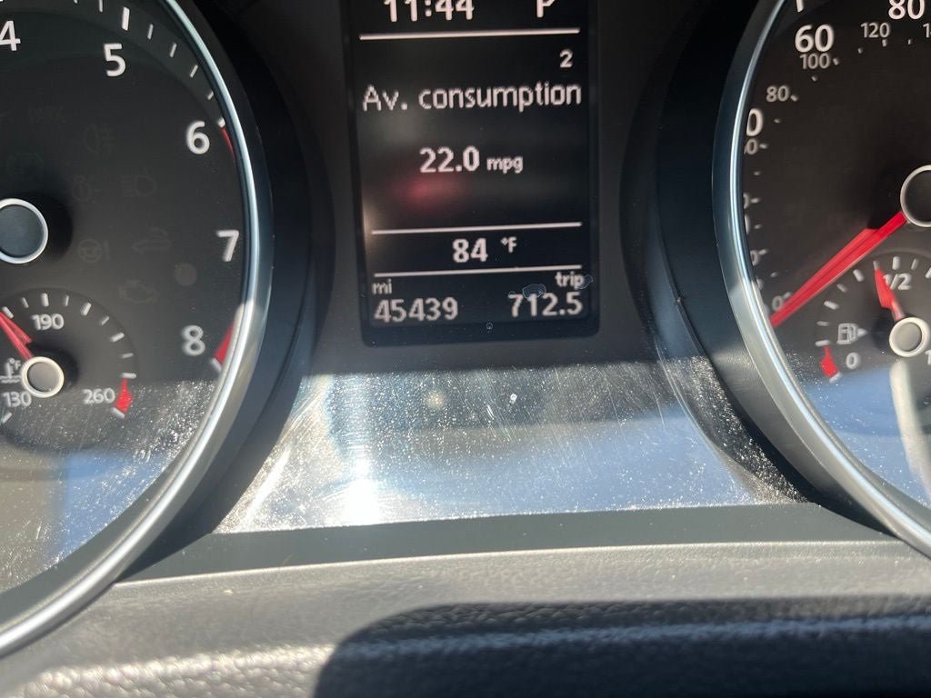 Used 2018 Volkswagen Passat 3.6 FWD image 25