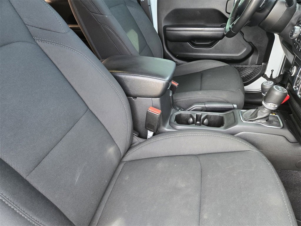 Used 2021 Jeep Wrangler Sport S image 19