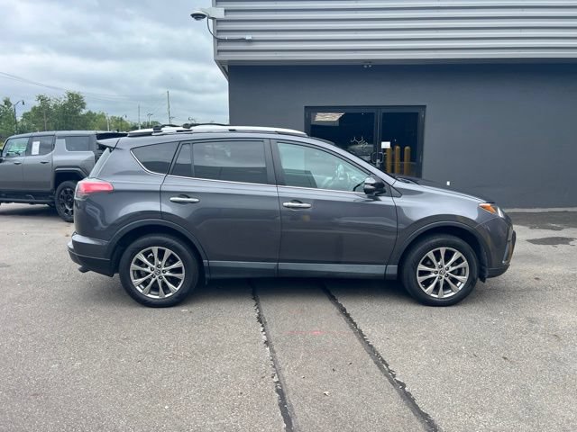 Used 2016 Toyota RAV4 Limited AWD/4WD image 2