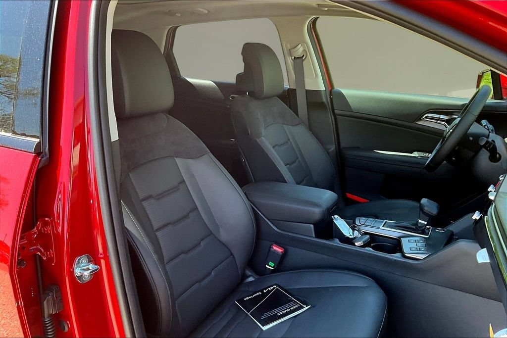 New 2026 Kia Sportage SX AWD/4WD image 11