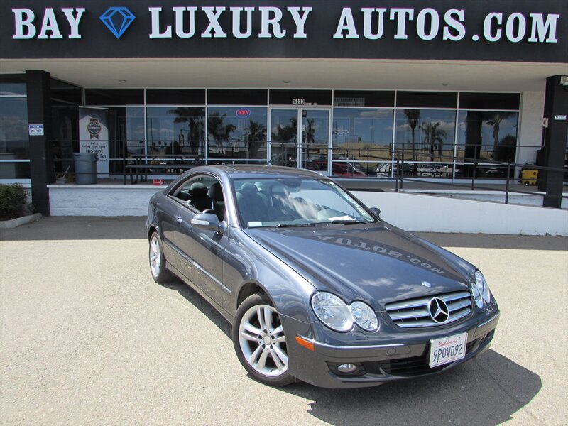 Used 2008 Mercedes-Benz CLK 350 Coupe image 1