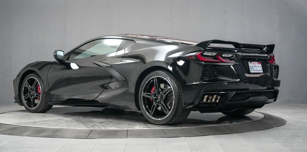 Used 2021 Chevrolet Corvette w/ Z51 Performance Package w/ Z51 Performance Package image 13