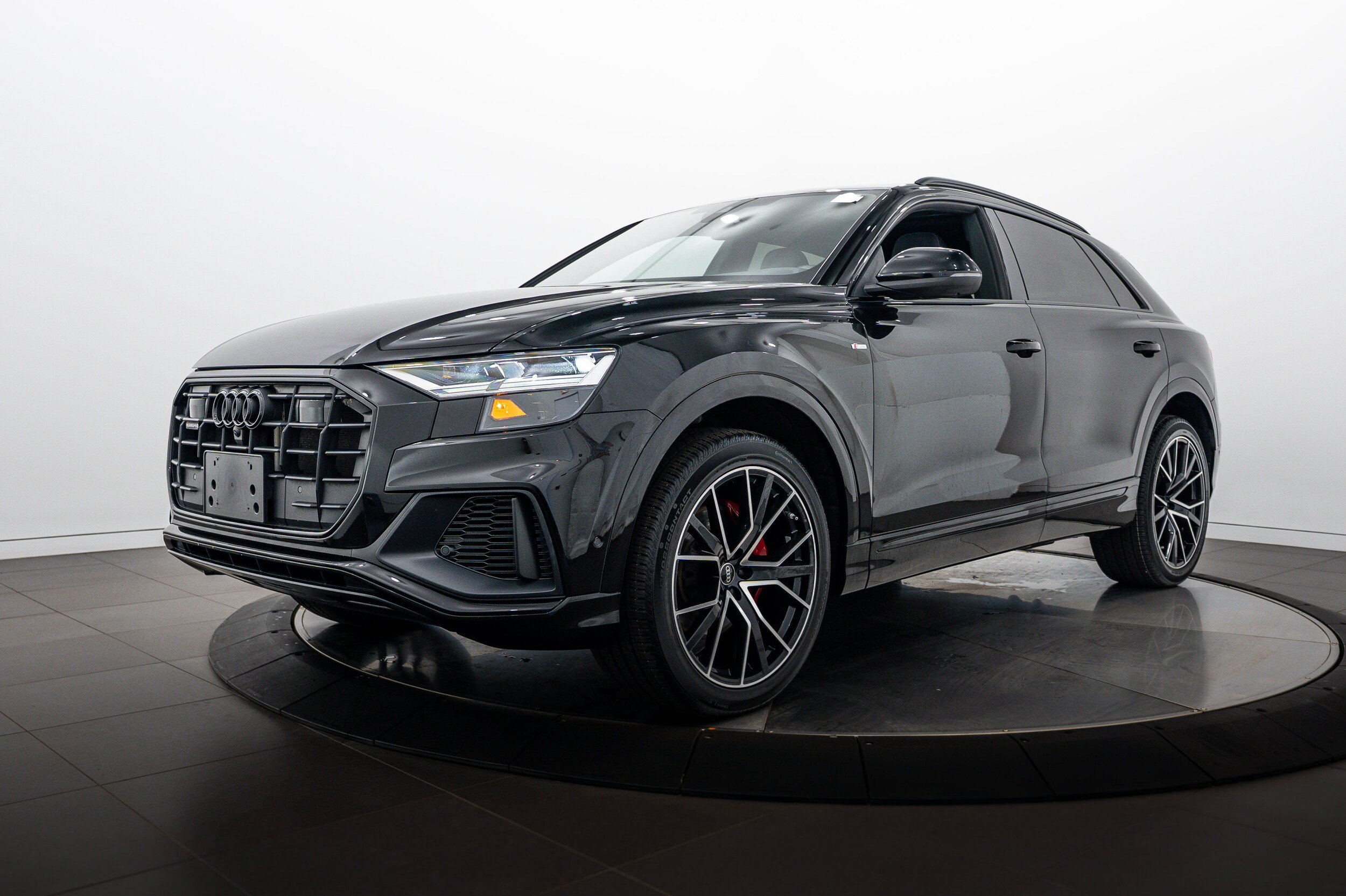 Certified 2022 Audi Q8 Premium Plus AWD/4WD image 7