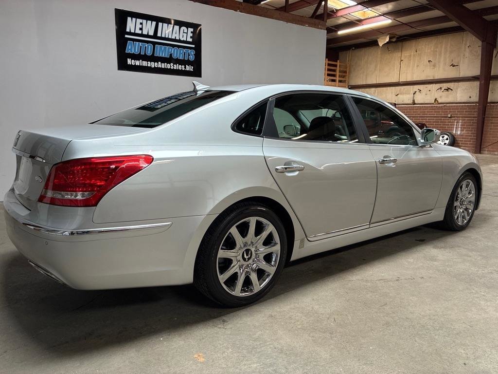 Used 2012 Hyundai Equus Signature image 4