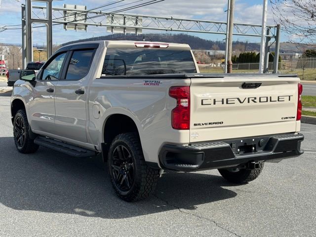 New 2026 Chevrolet Silverado 1500 Custom Trail Boss w/ LPO, Dark Essentials Package AWD/4WD image 12