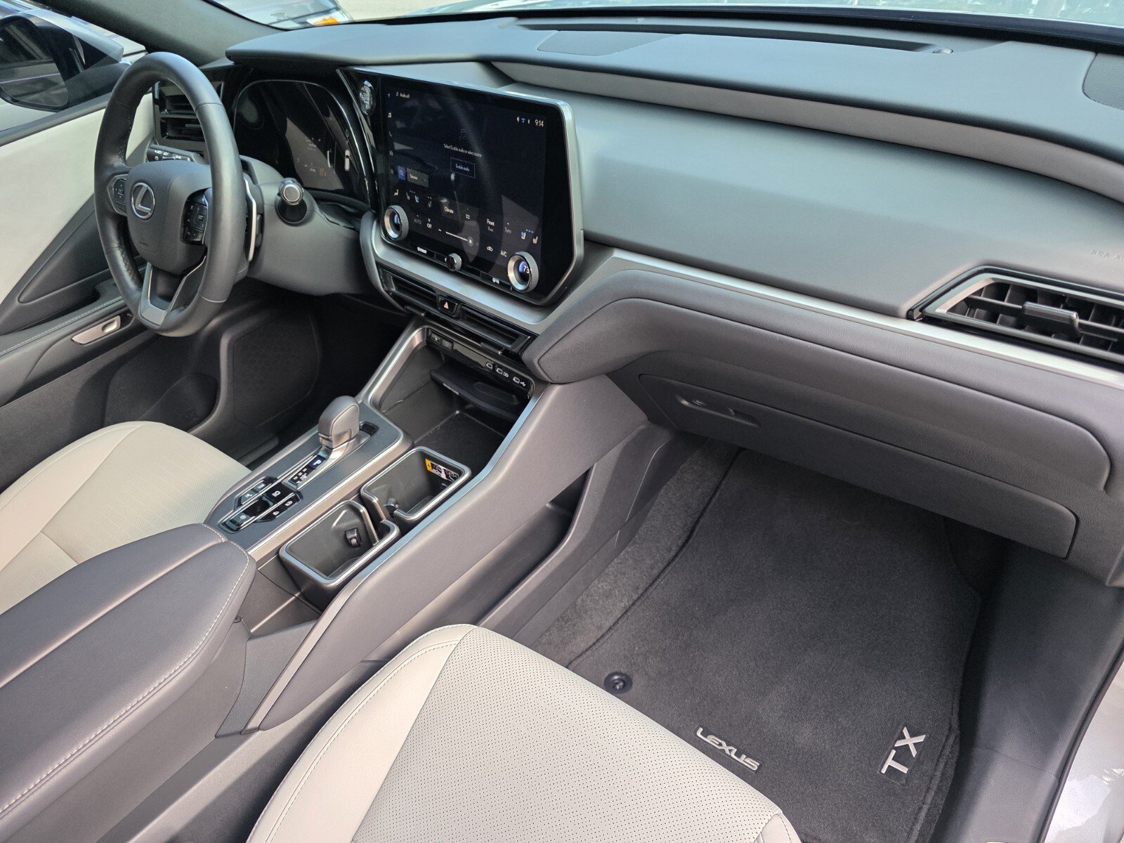 Used 2025 Lexus TX 350 AWD w/ Technology Package image 29