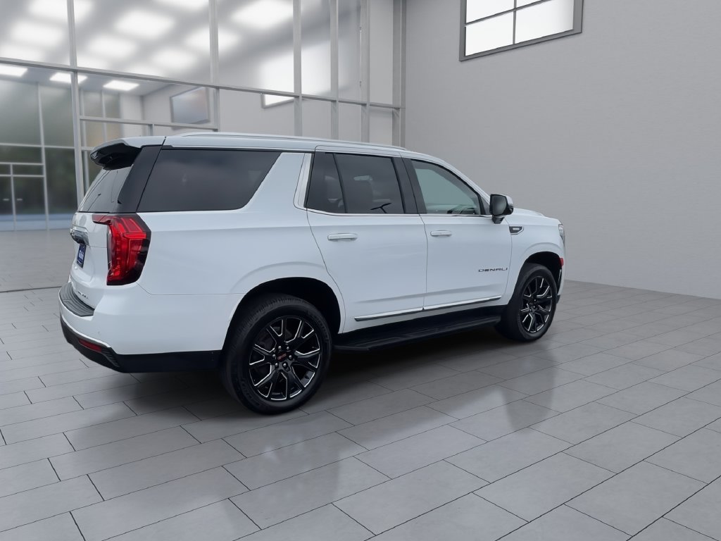 Used 2023 GMC Yukon Denali AWD/4WD image 8