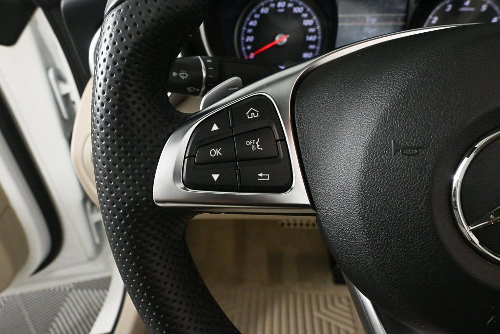 Used 2017 Mercedes-Benz C 300 4MATIC Cabriolet image 10