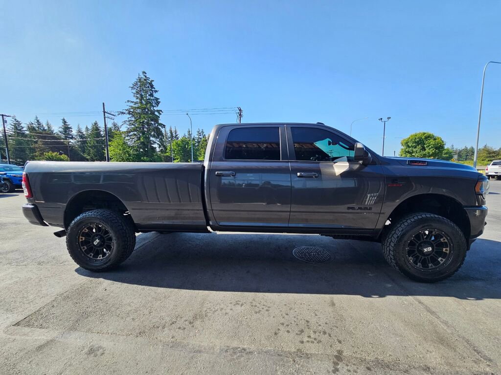 Used 2019 RAM 2500 Big Horn w/ Night Edition AWD/4WD image 6