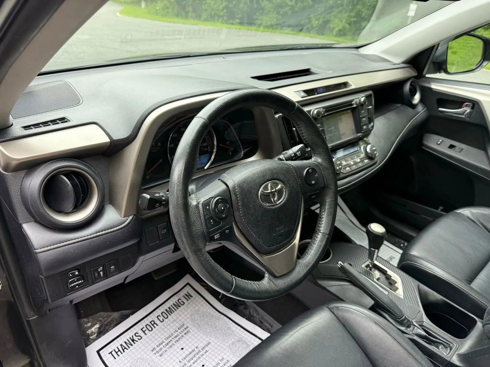 Used 2015 Toyota RAV4 Limited image 23