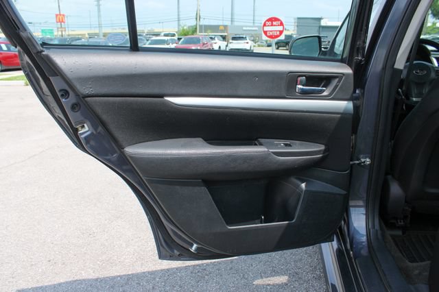 Used 2014 Subaru Legacy 2.5i Premium AWD/4WD image 25