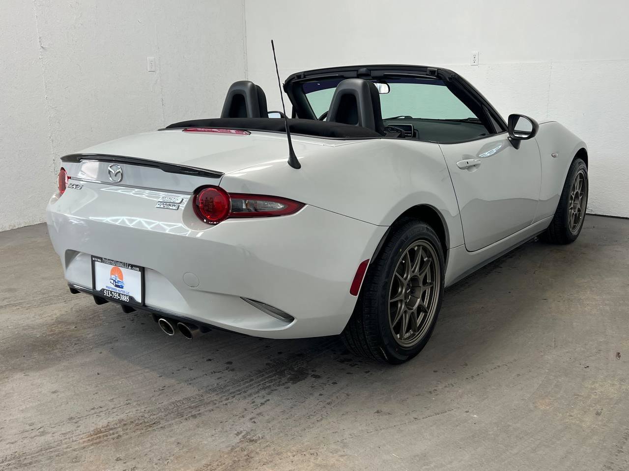 Used 2016 MAZDA MX-5 Miata Sport image 7