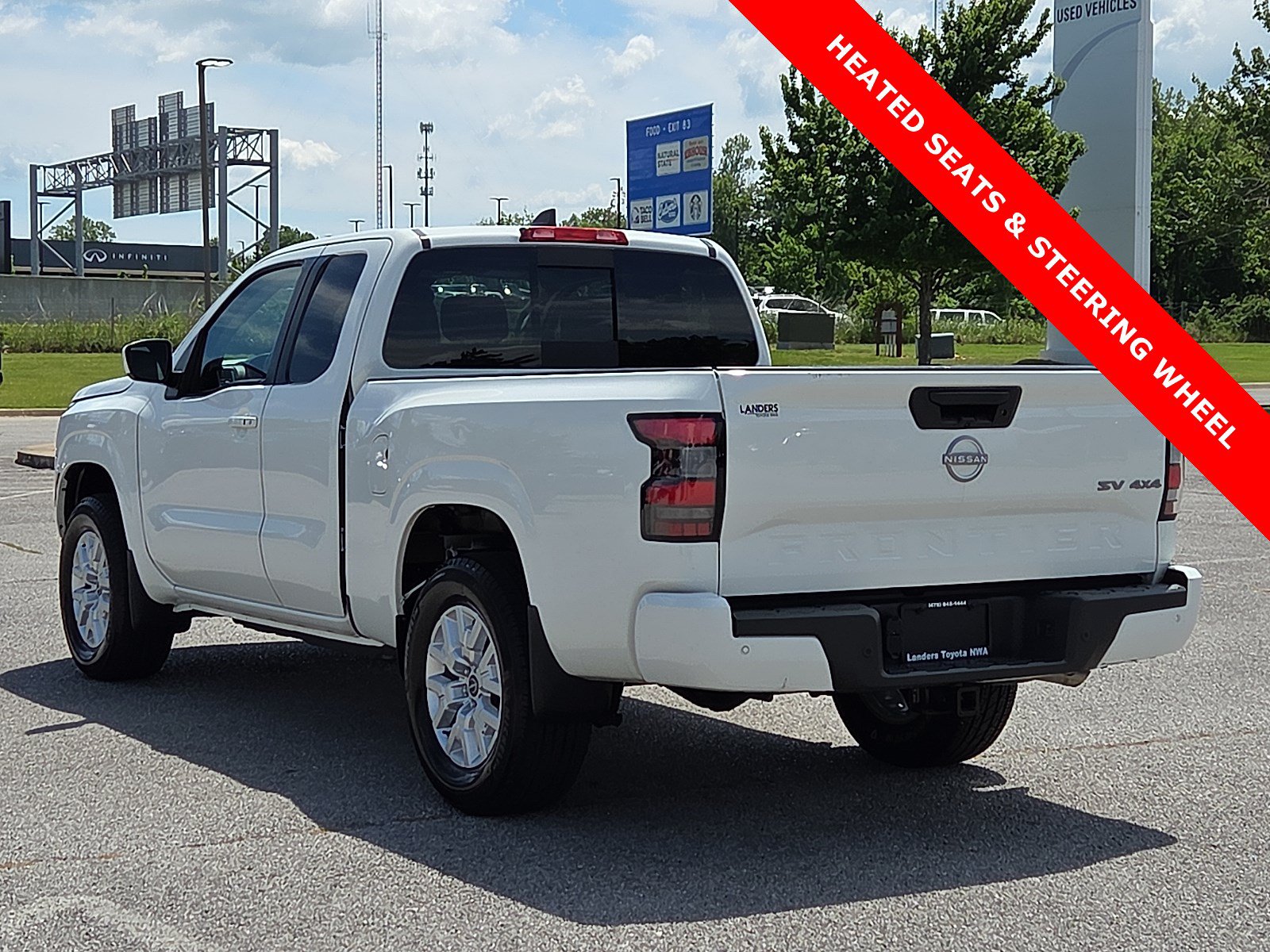 Used 2024 Nissan Frontier SV w/ SV Convenience Package AWD/4WD image 4