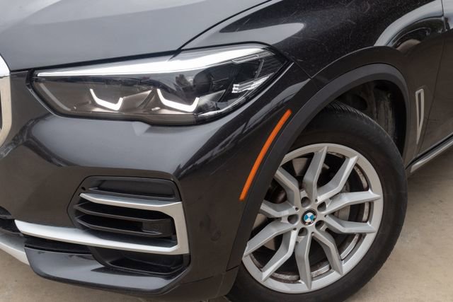 Used 2022 BMW X5 sDrive40i w/ Premium Package image 3