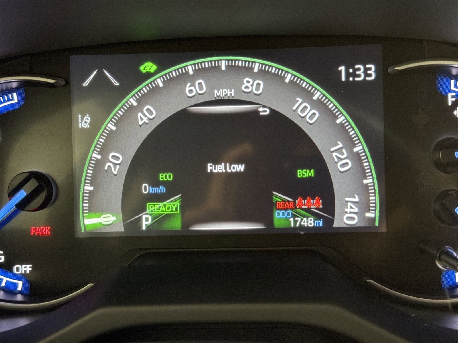 Used 2025 Toyota RAV4 XLE image 17