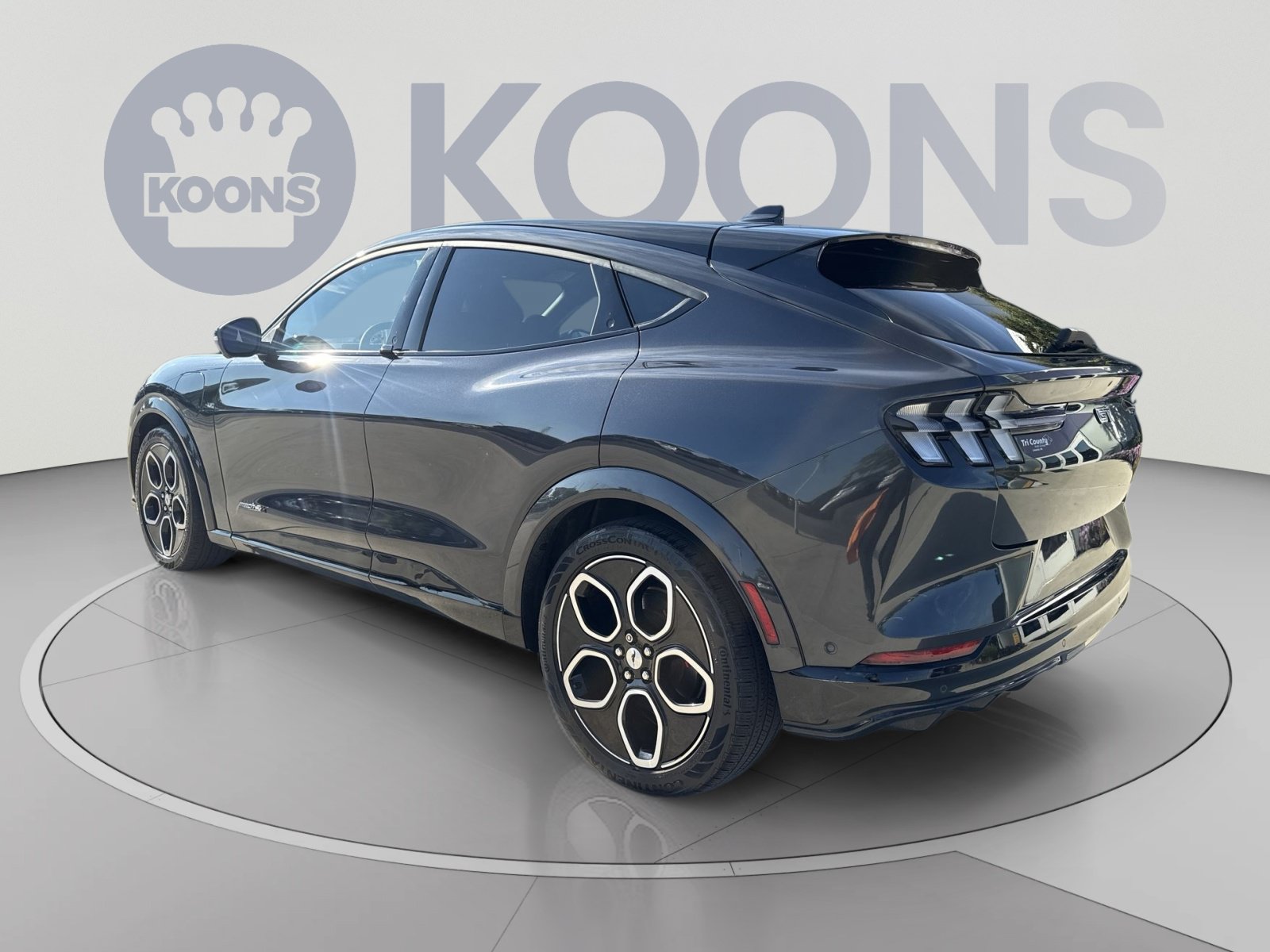 Used 2021 Ford Mustang Mach-E GT AWD/4WD image 4