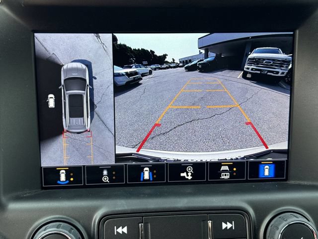 Used 2024 GMC Terrain Denali w/ Denali Premium Package AWD/4WD image 15