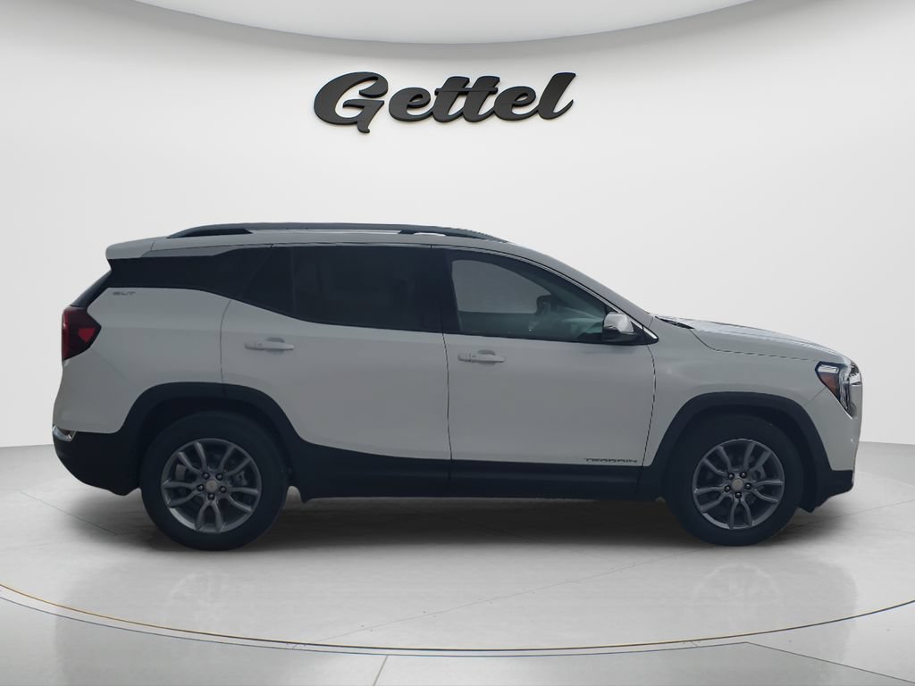 Used 2024 GMC Terrain SLT FWD image 4