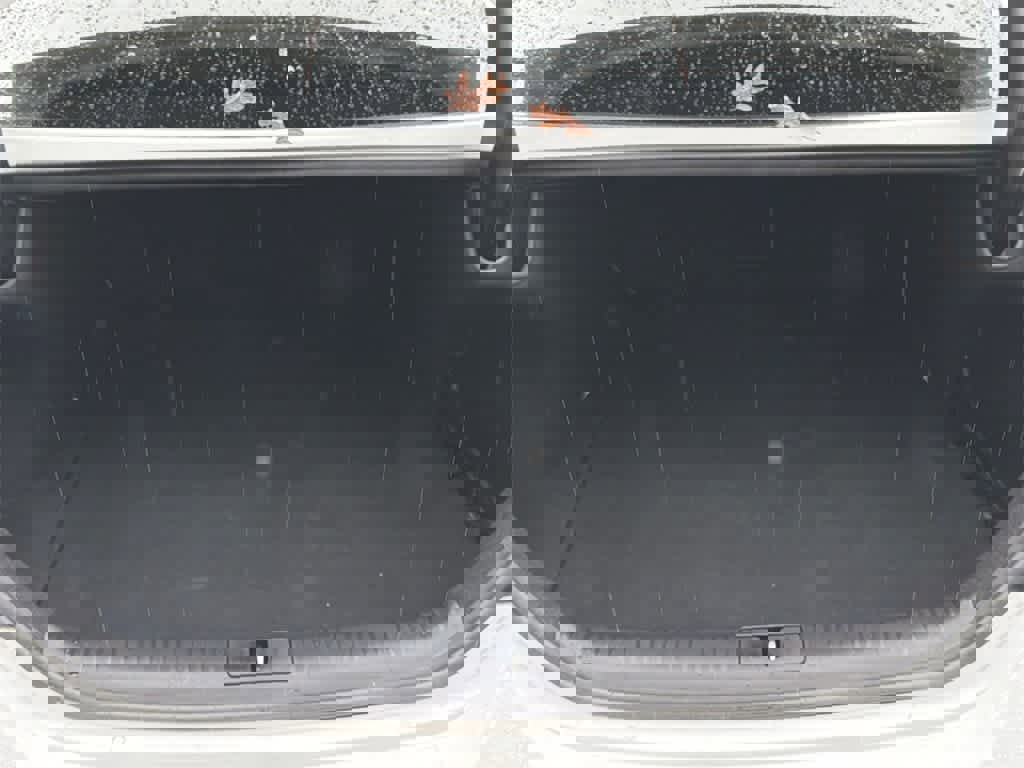 Used 2023 Genesis G70 3.3T w/ Sport Prestige Package image 16